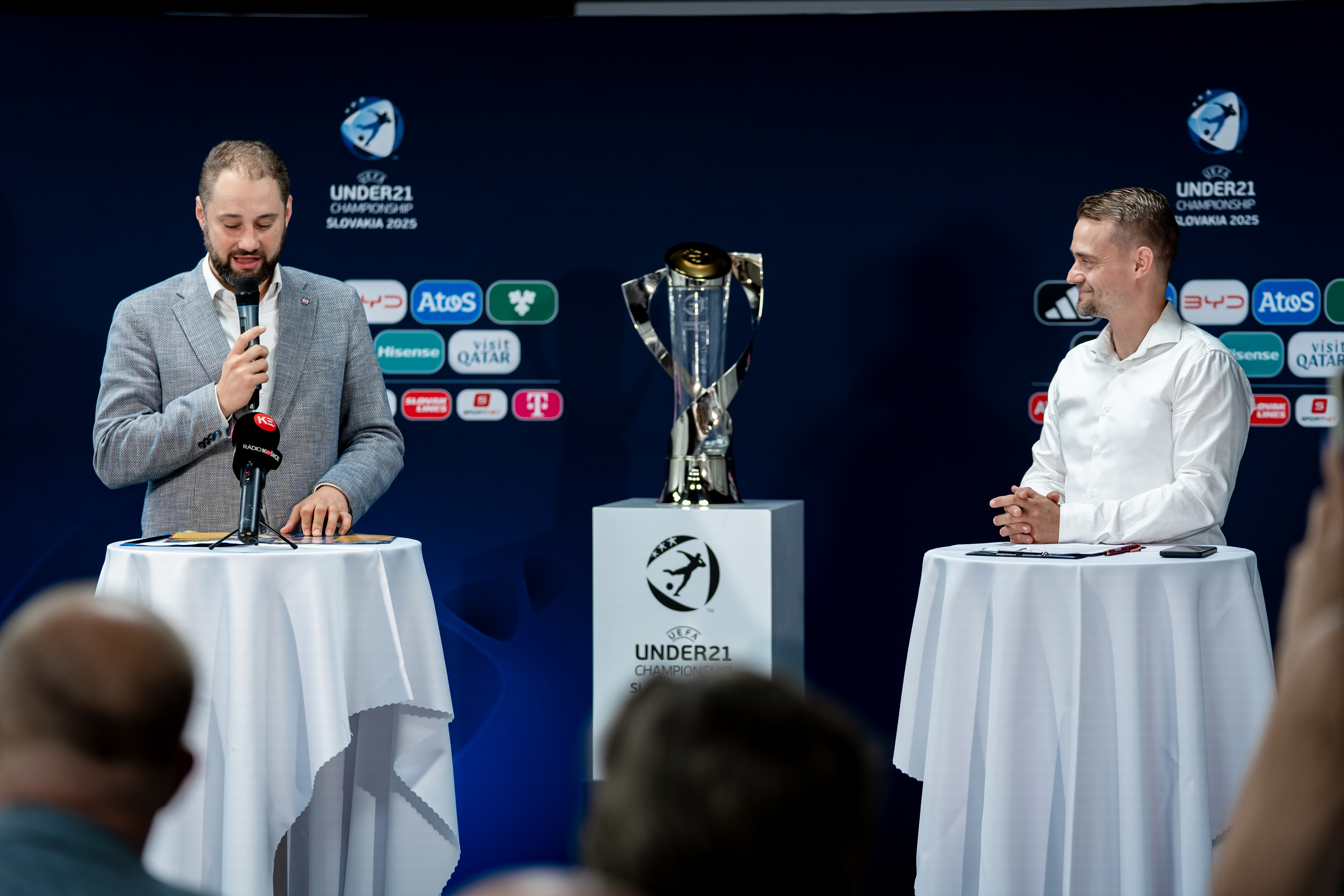 Tlacovy brifing - o pripravach sampionatu UEFA-11